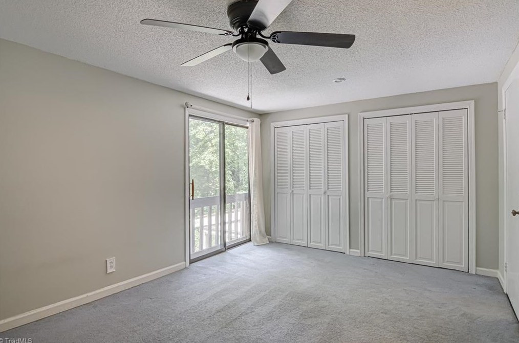 330 Lamplighter Cir, Winston Salem NC  27104-3421 exterior