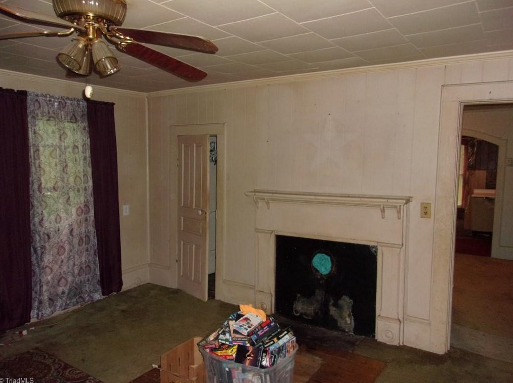 109 River Dr, Randleman, NC 27317-1414