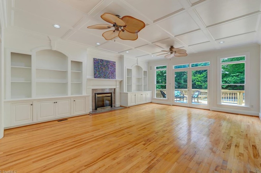 5 Leeward Ct, Greensboro, NC 27455-0812