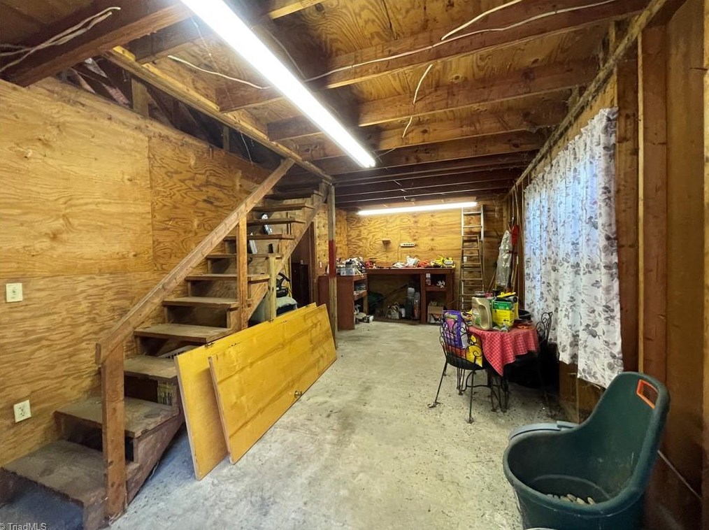 716 Vanderford St, Burlington NC  27215-6549 exterior