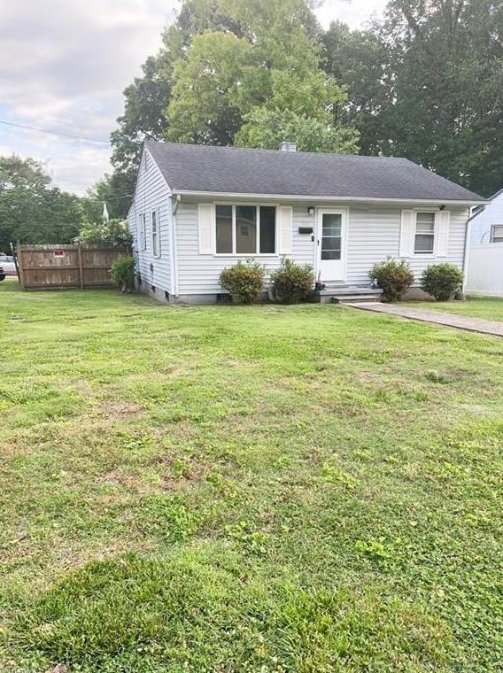 2101 Maywood St, Greensboro, NC 27403-3107