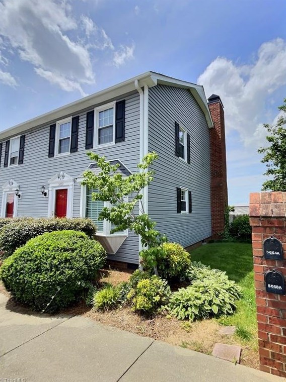 5660 W Market St #a, Greensboro, NC 27409