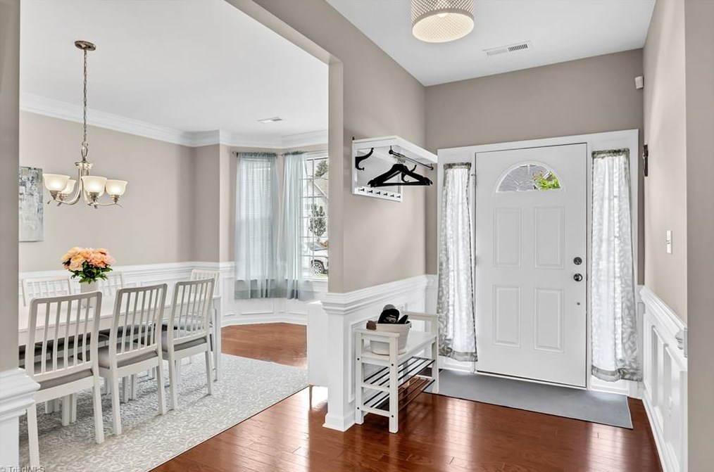 4414 Saddlewood Club Dr, High Point NC  27265-8728 exterior