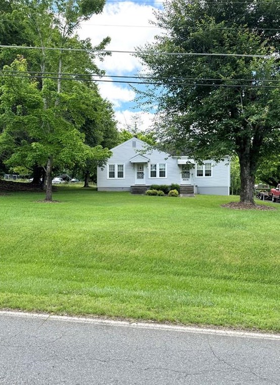 5504 Winona St, Winston Salem, NC 27106