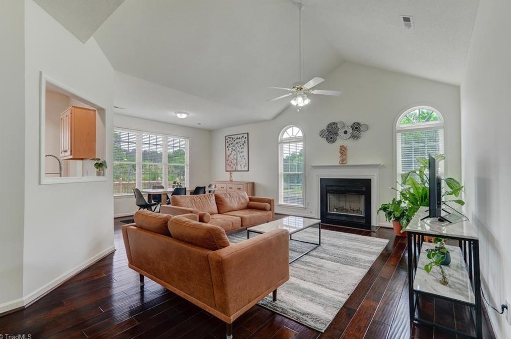 5202 Willow Ridge Dr, Summerfield, NC 27358-7809