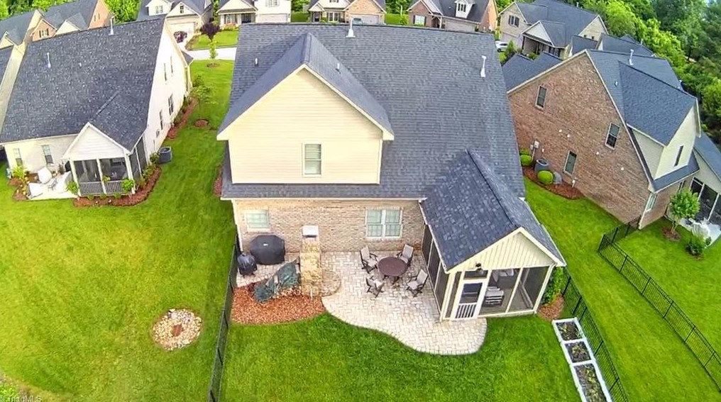 2016 Emilia Ct, High Point NC  exterior