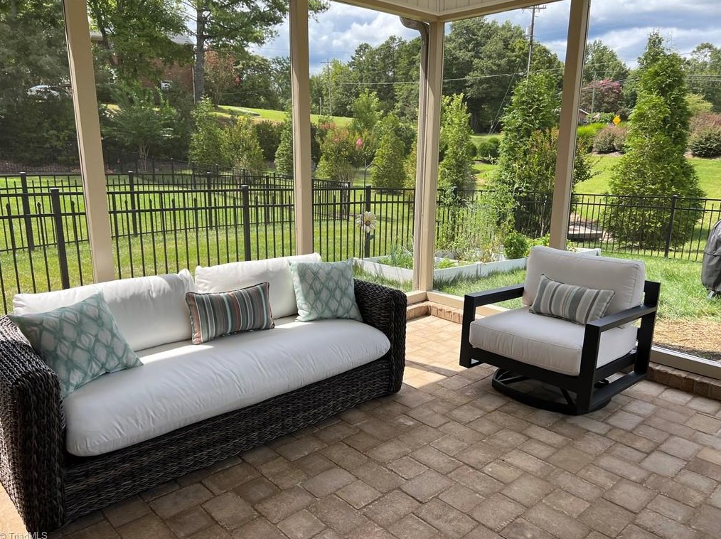 2016 Emilia Ct, High Point NC  exterior