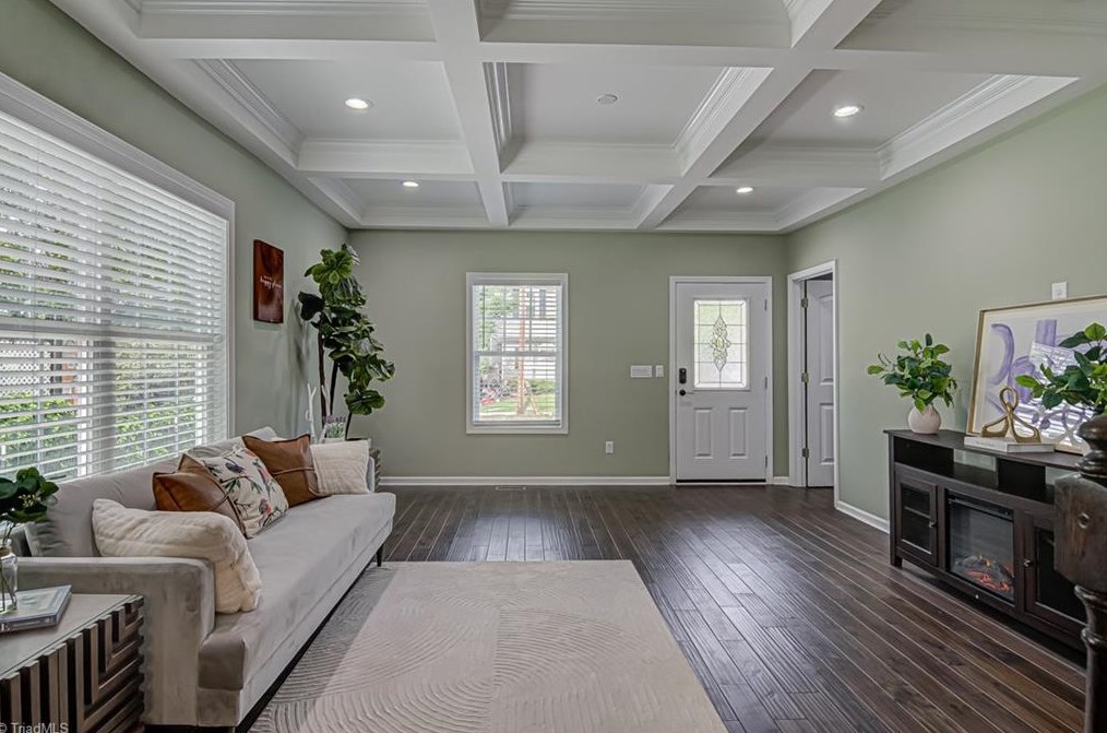 802 Carrick St, High Point NC  27262-3811 exterior