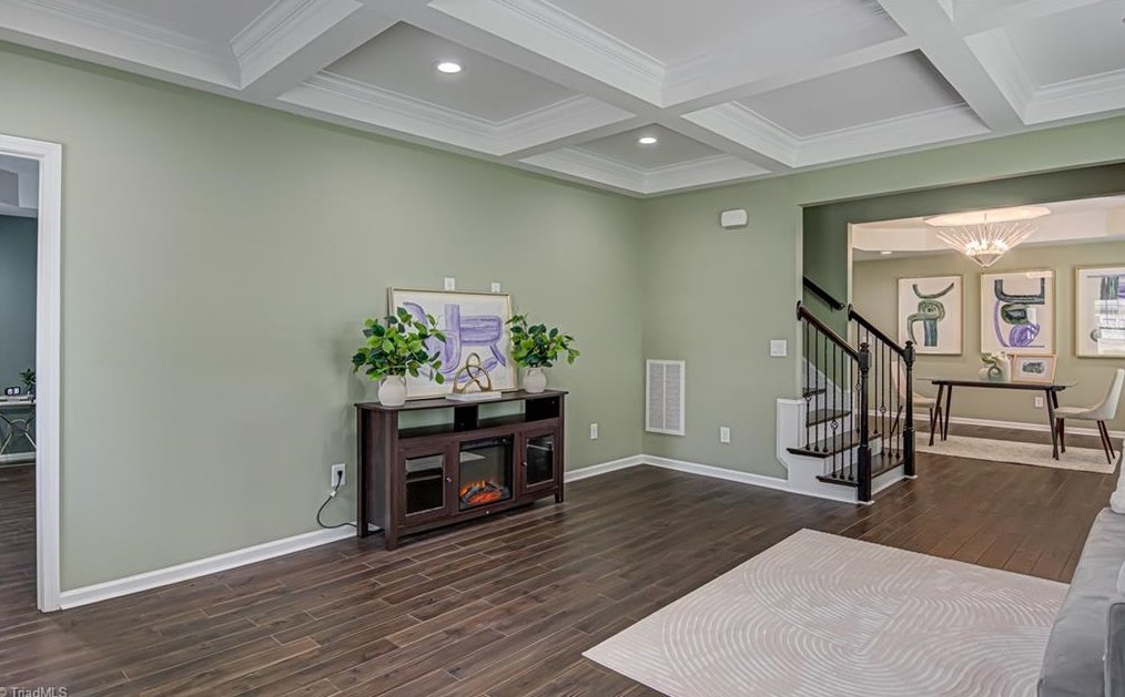 802 Carrick St, High Point NC  27262-3811 exterior