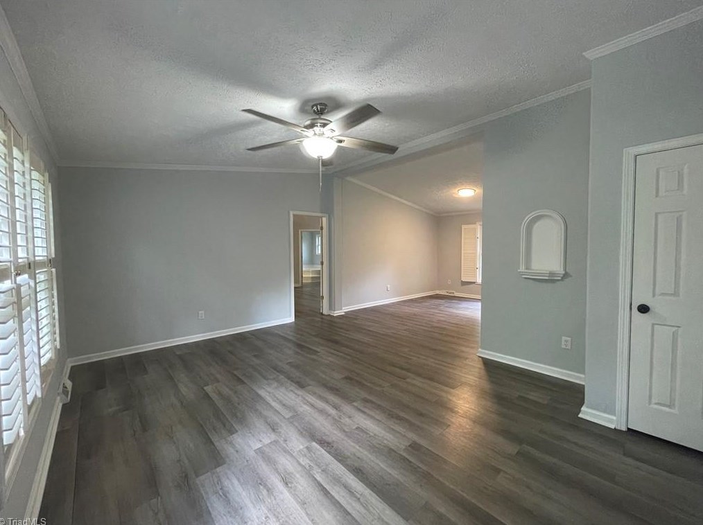216 Gibson Rd, Mebane, NC 27302-9457