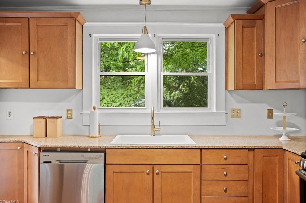 118 Taylor St, Winston Salem NC  exterior