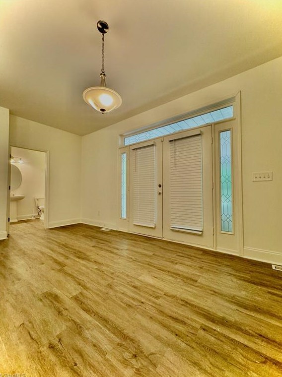 723 Locust Ln, Raleigh, NC 27603-4357