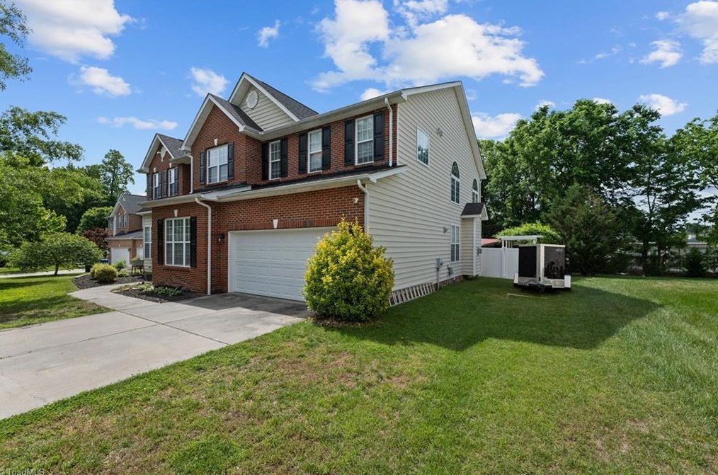 1252 Jamestowne Dr, Stonycreek, NC 27244-8322