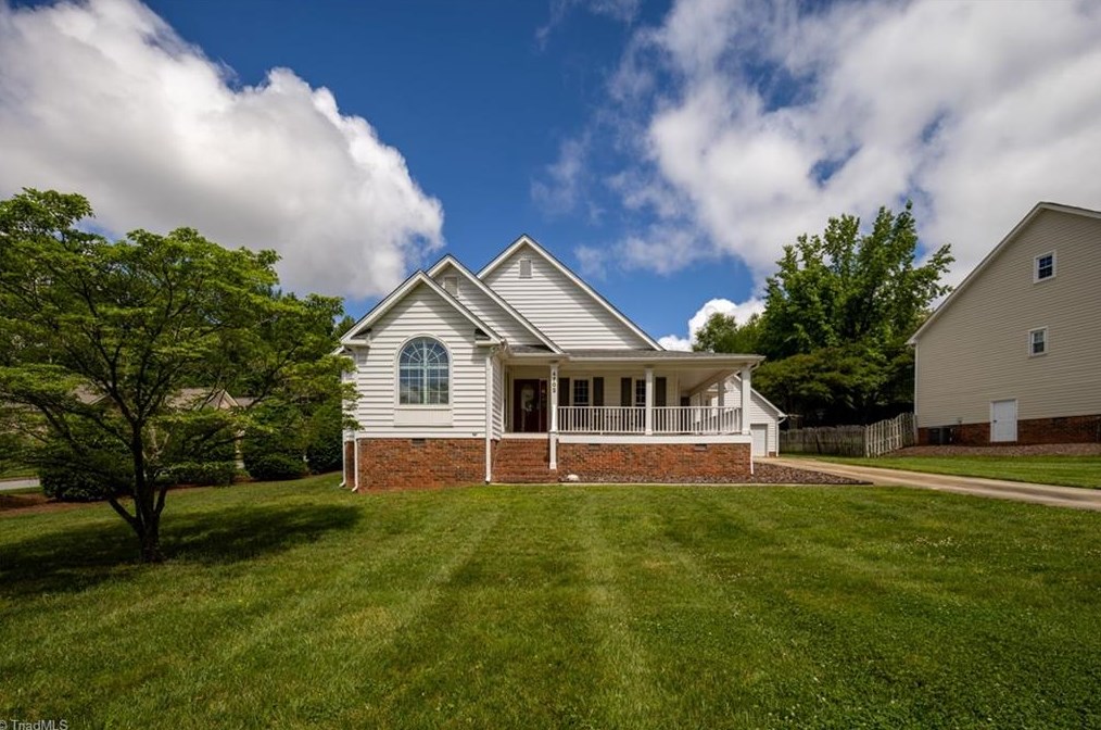 4702 Tower Rd, Greensboro NC  27410-5917 exterior