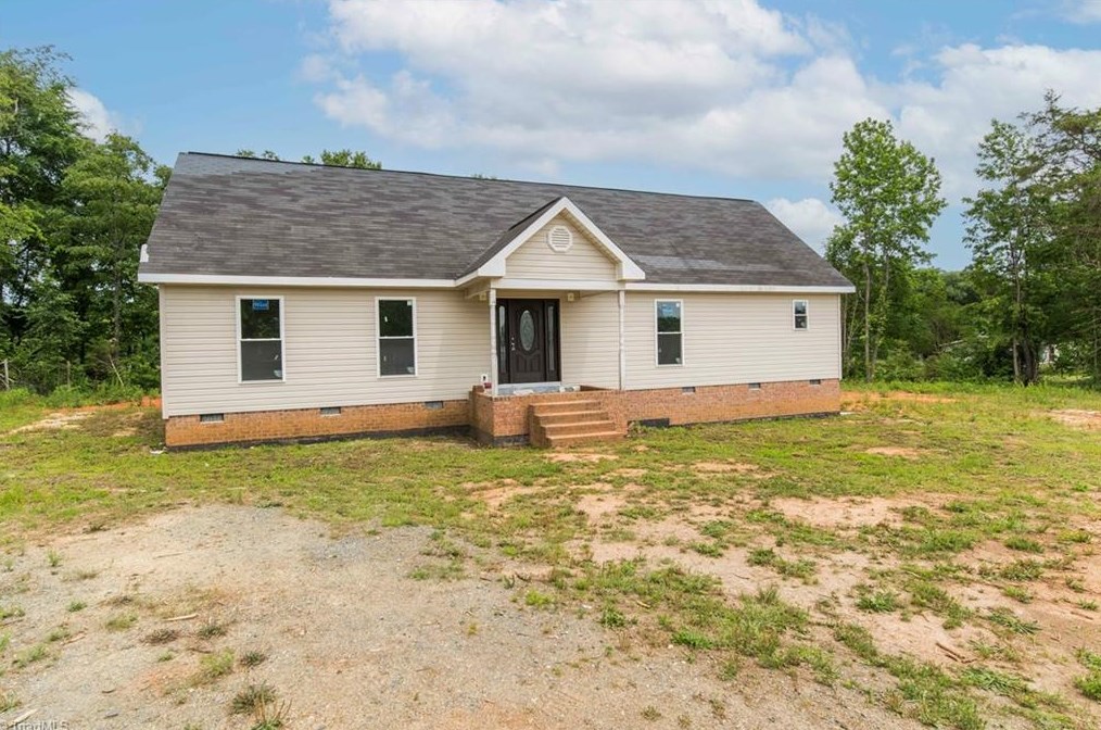 4656 Grooms Rd, Reidsville, NC 27320
