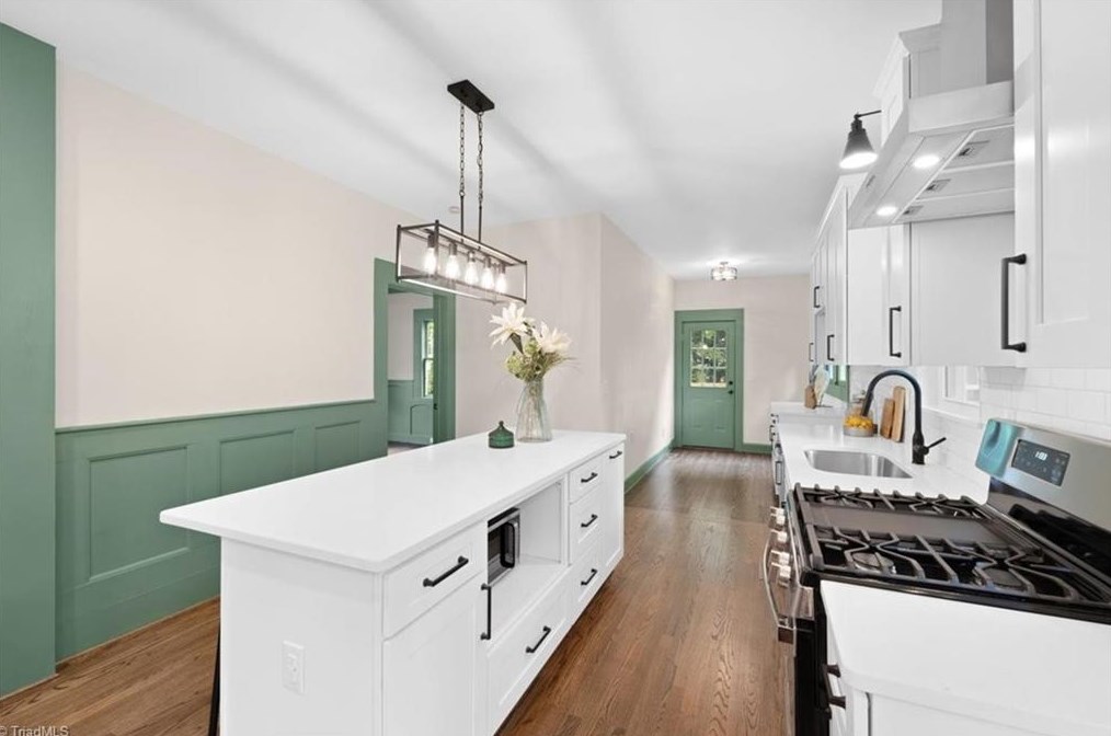 904 Glenwood Ave, Greensboro NC 27403-2907 exterior