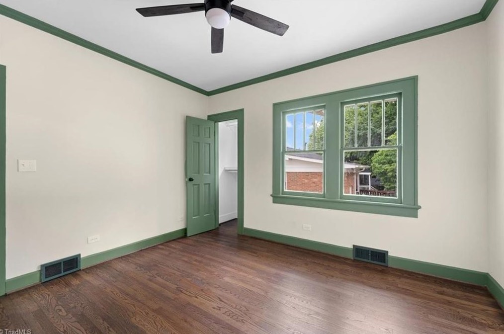 904 Glenwood Ave, Greensboro NC 27403-2907 exterior