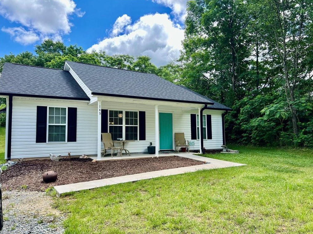 145 Old Fisher Ferry Rd, Thomasville, NC 27360-6187