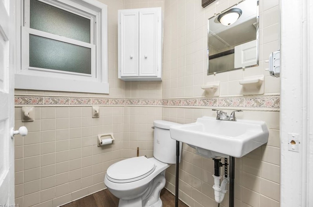 808 Georgia Ave, Thomasville NC  27360-4919 exterior