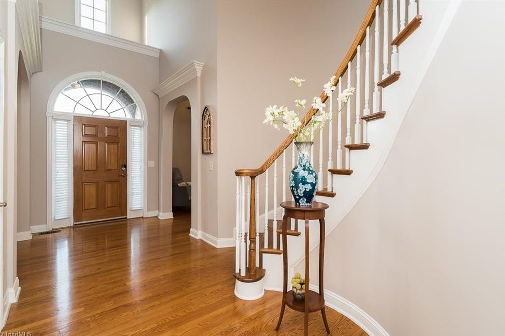 700 Golf House Rd, Whitsett, NC 27377-9217