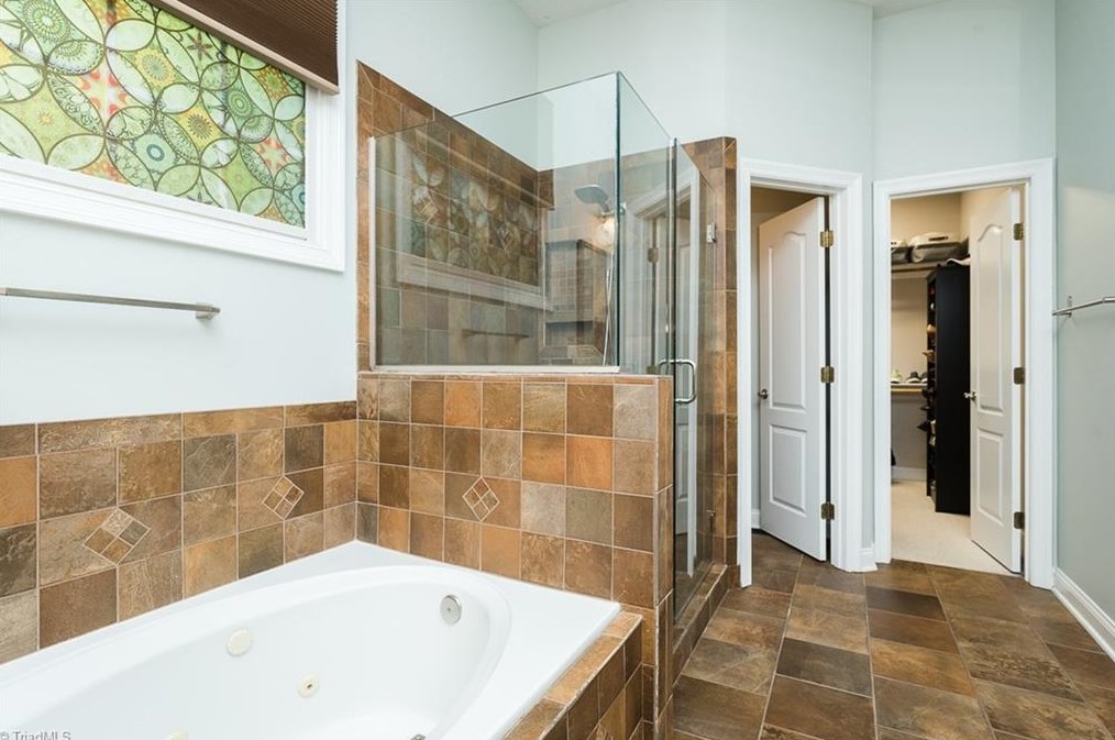 700 Golf House Rd, Whitsett NC  27377-9204 exterior