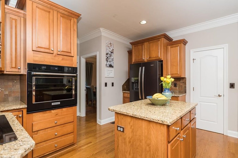 700 Golf House Rd, Whitsett NC  27377-9204 exterior