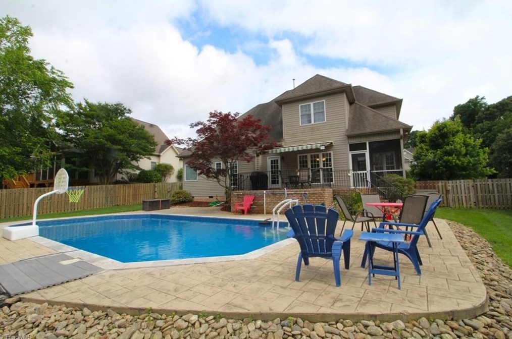 5714 Hidden Orchard Dr, Greensboro NC  27410-2523 exterior