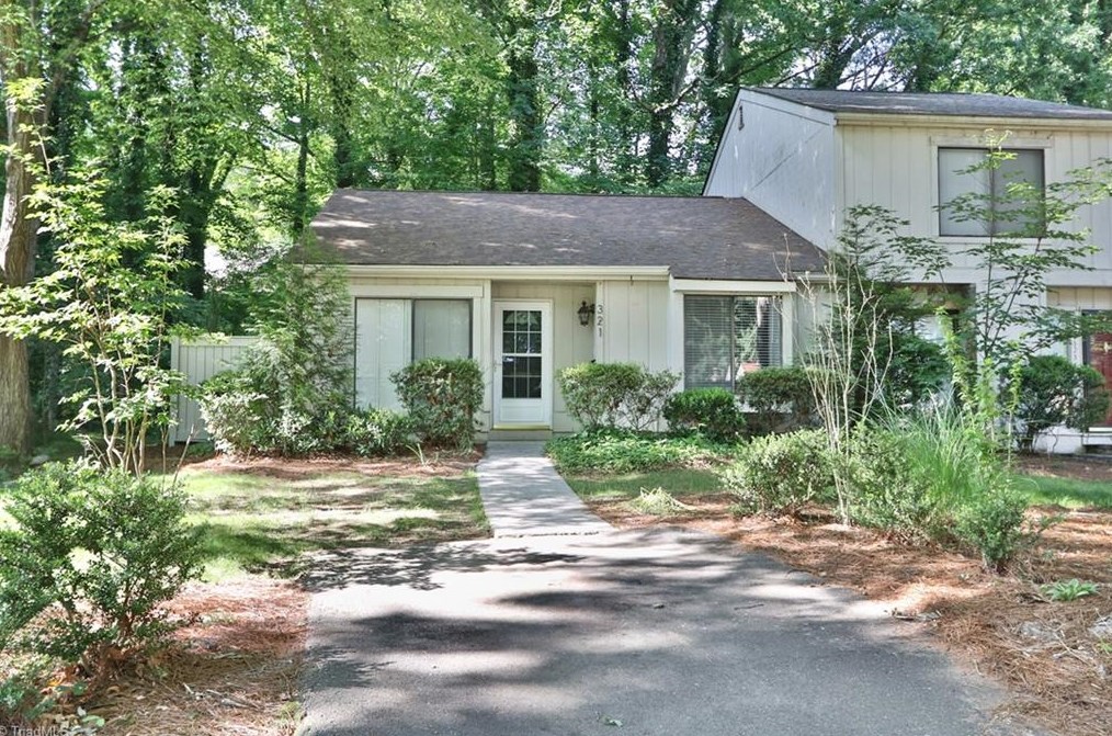 321 Lamplighter Cir, Winston Salem, NC 27104-3420