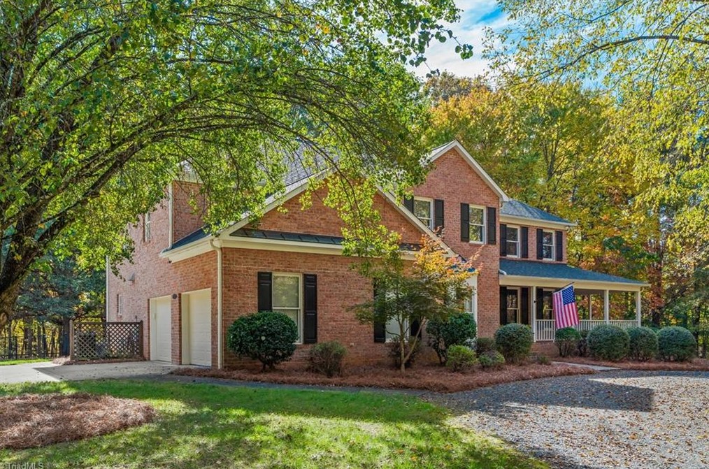 2435 Conrad Oaks Ln, Winston Salem, NC 27106