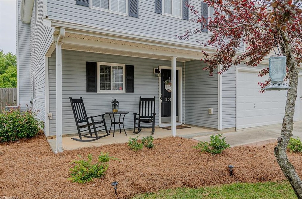 5010 Emberly Dr, Mcleansville, NC 27301-9810
