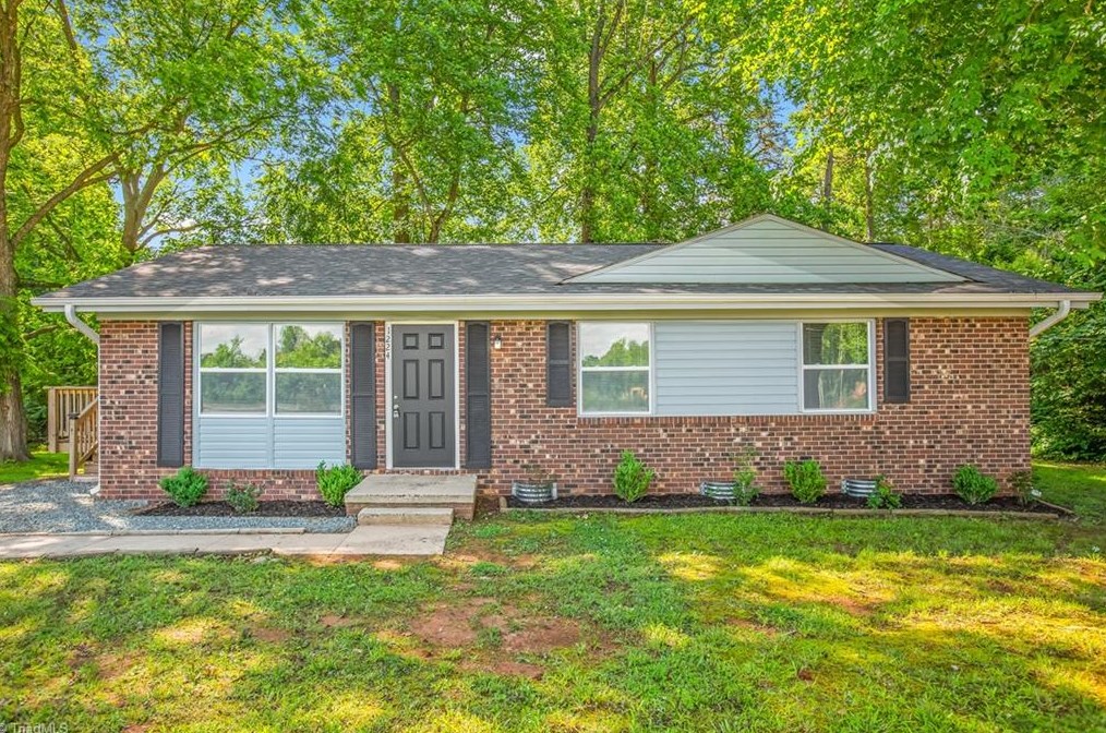 1224 Tucker St, Burlington, NC 27215