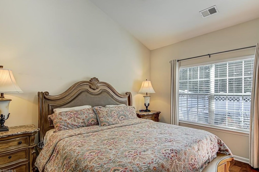 212 Nighthawk Pl, Greensboro NC 27409-9128 exterior