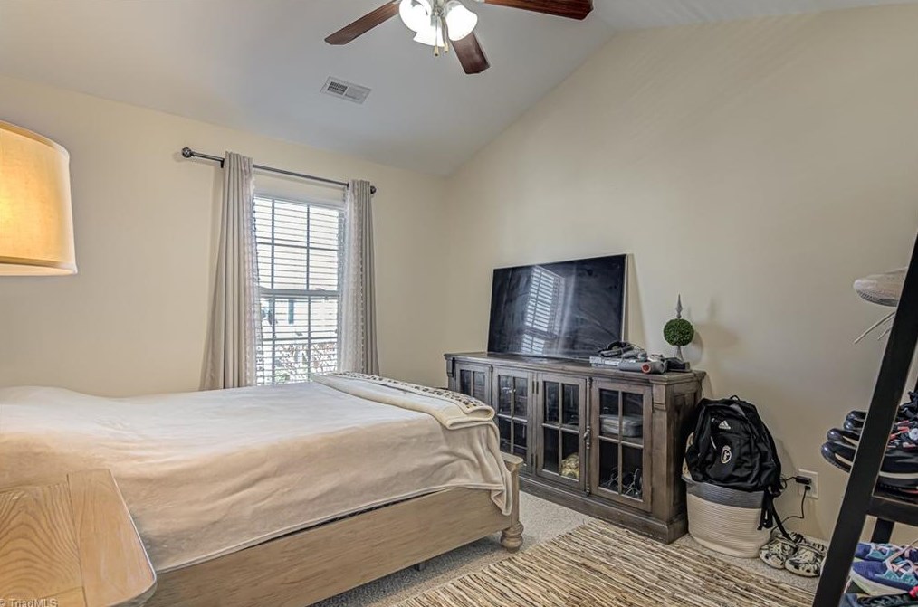 212 Nighthawk Pl, Greensboro NC 27409-9128 exterior