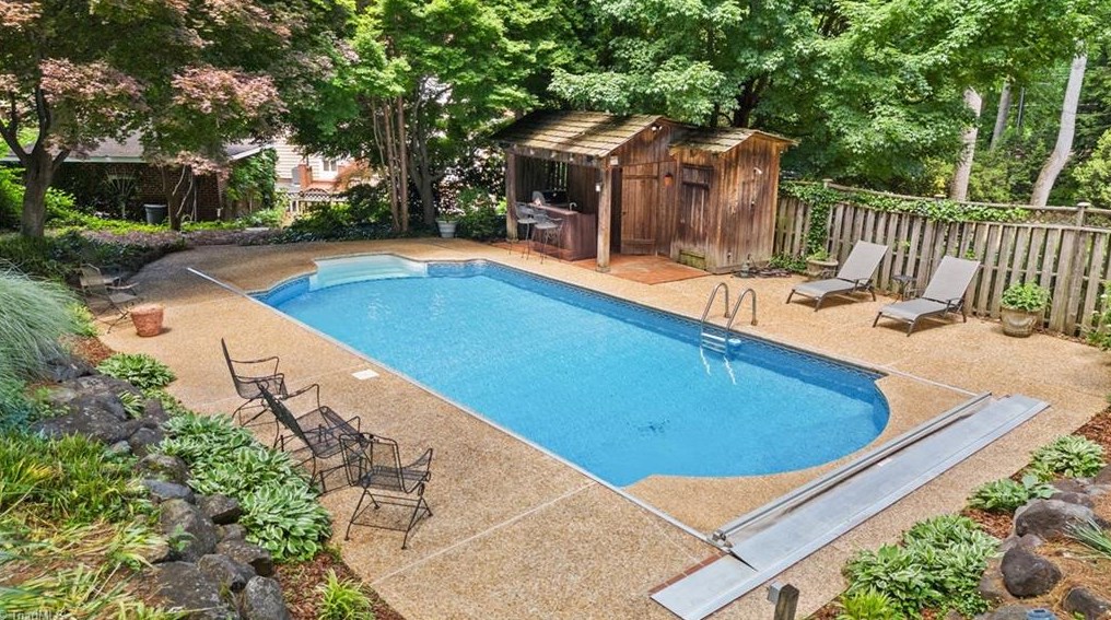 1706 Virginia Rd, Winston Salem, NC 27104