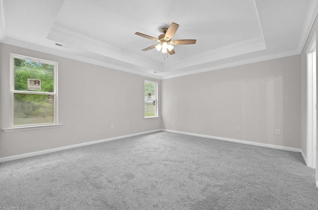 3905 Huckabee Dr, Greensboro NC  27405 exterior