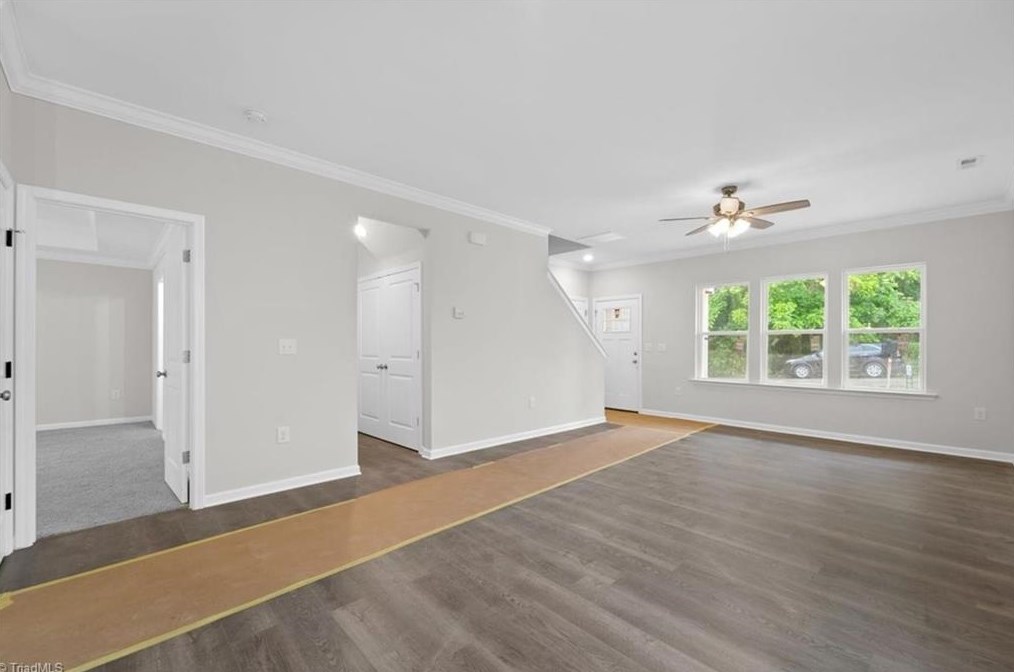 3905 Huckabee Dr, Greensboro NC  27405 exterior