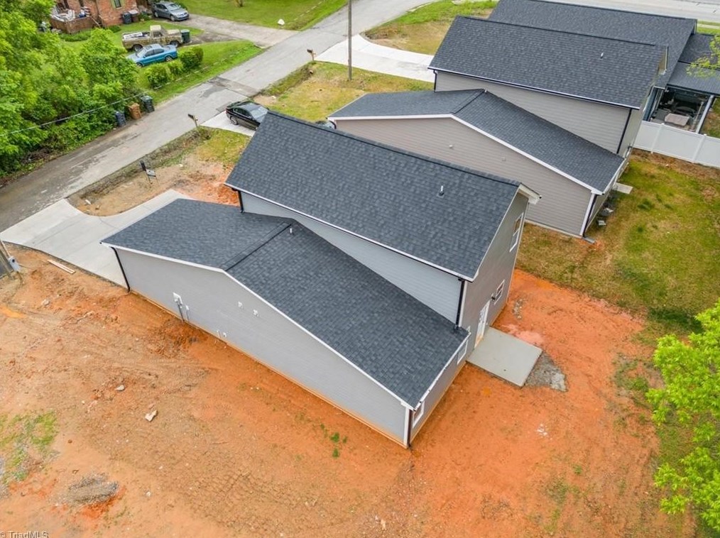3905 Huckabee Dr, Greensboro NC  27405 exterior