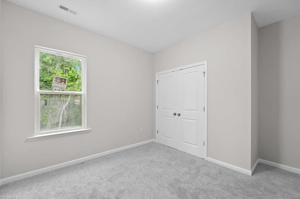 3905 Huckabee Dr, Greensboro NC  27405 exterior