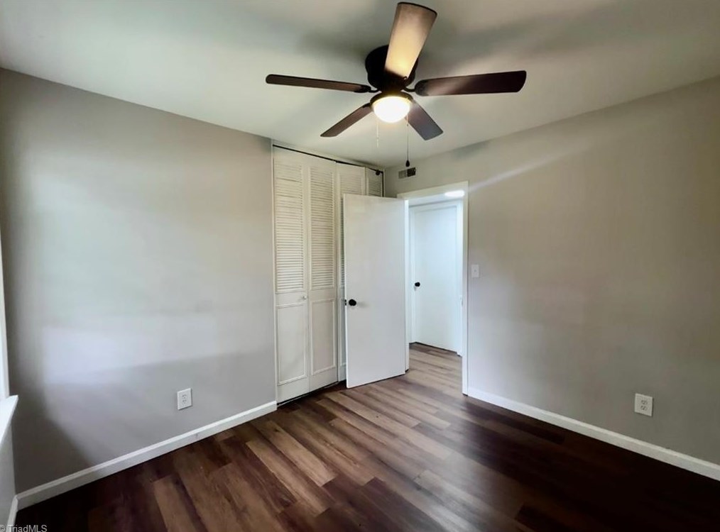 2517 Hilburn Dr, High Point NC 27260-5844 exterior