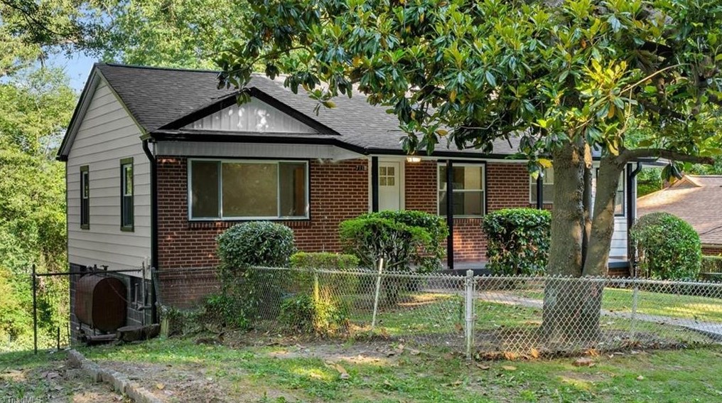 711 Haywood St, Winston Salem, NC 27105