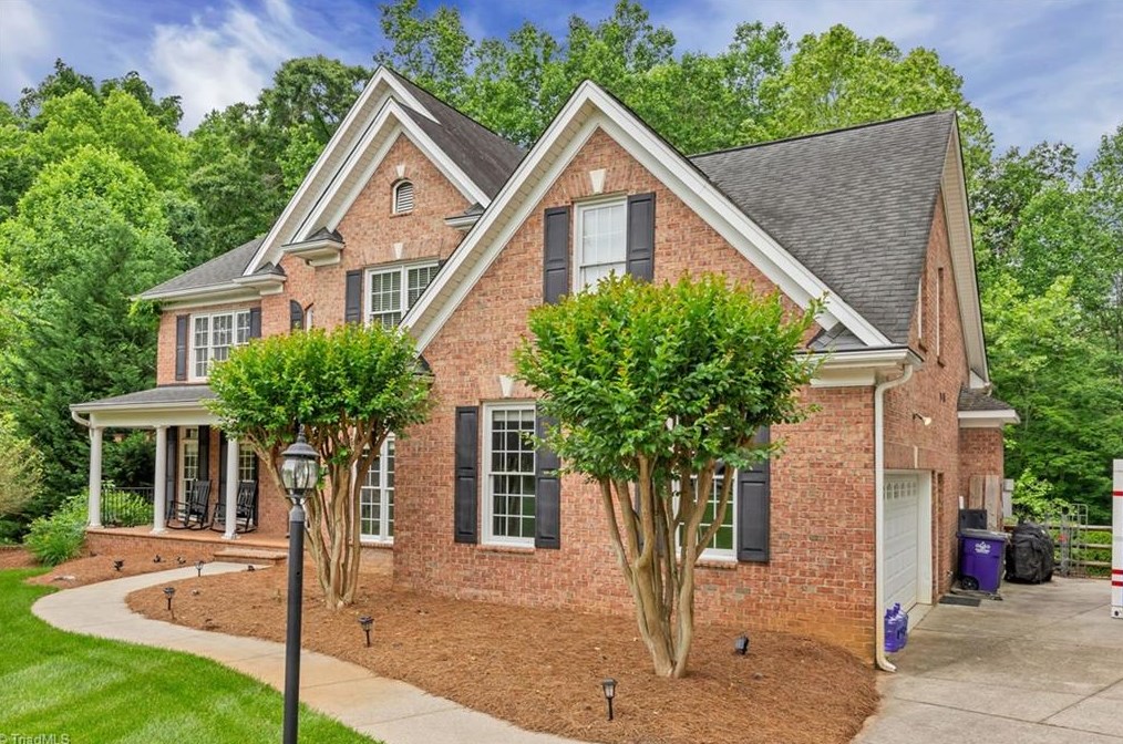 3745 Lindenleaf Ct, Winston Salem, NC 27106