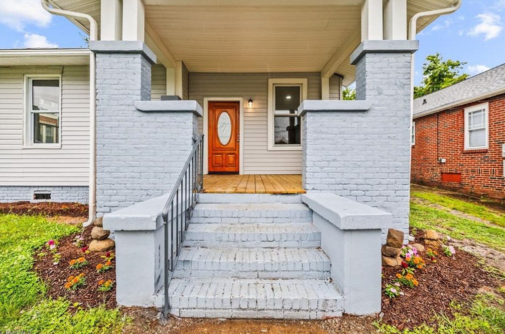 845 Cameron Ave, Winston Salem, NC 27101