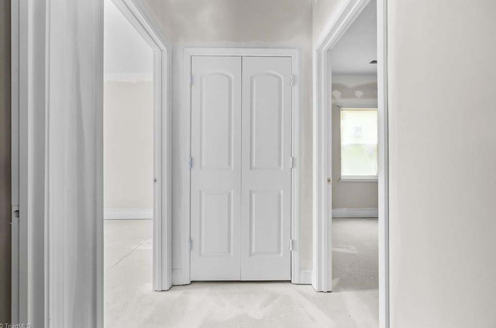 911 Sharon St, High Point NC  27260-7631 exterior