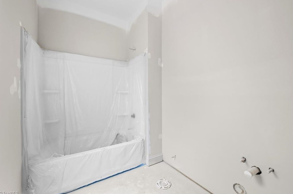 911 Sharon St, High Point NC  27260-7631 exterior