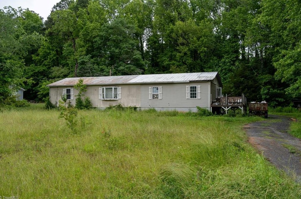 587 Farmer Rd, Healing Springs, NC 27239-7658