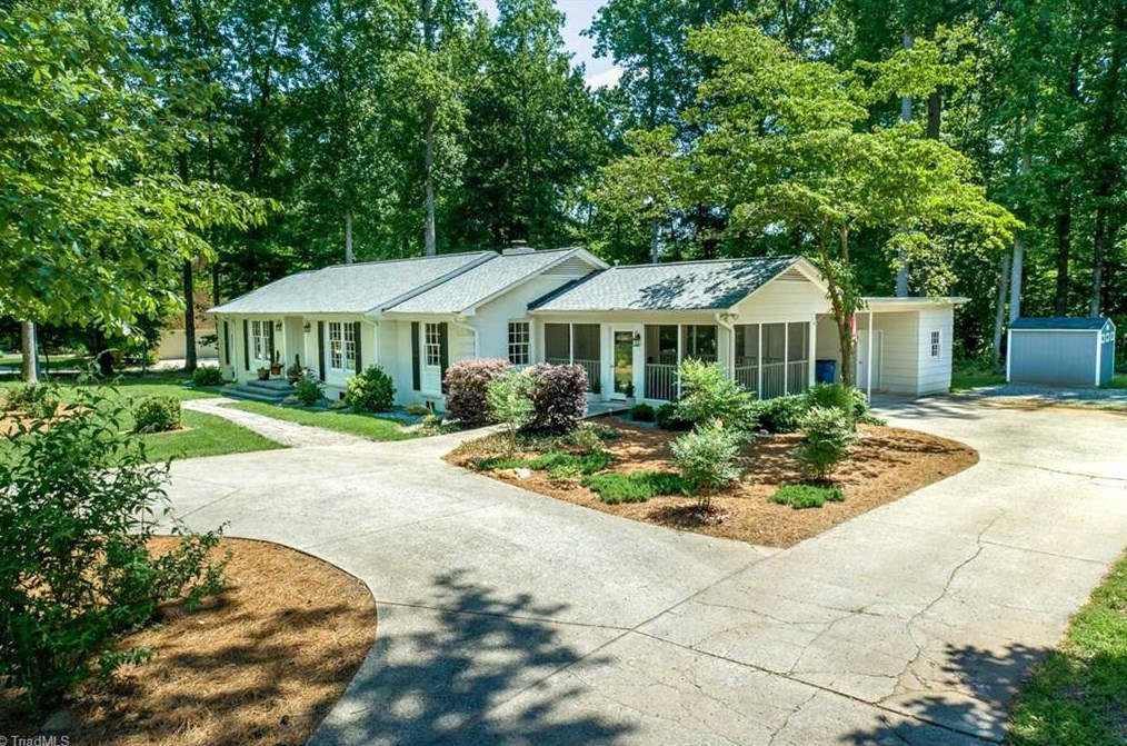 4101 Rockingham Rd, Greensboro NC  27407-7715 exterior