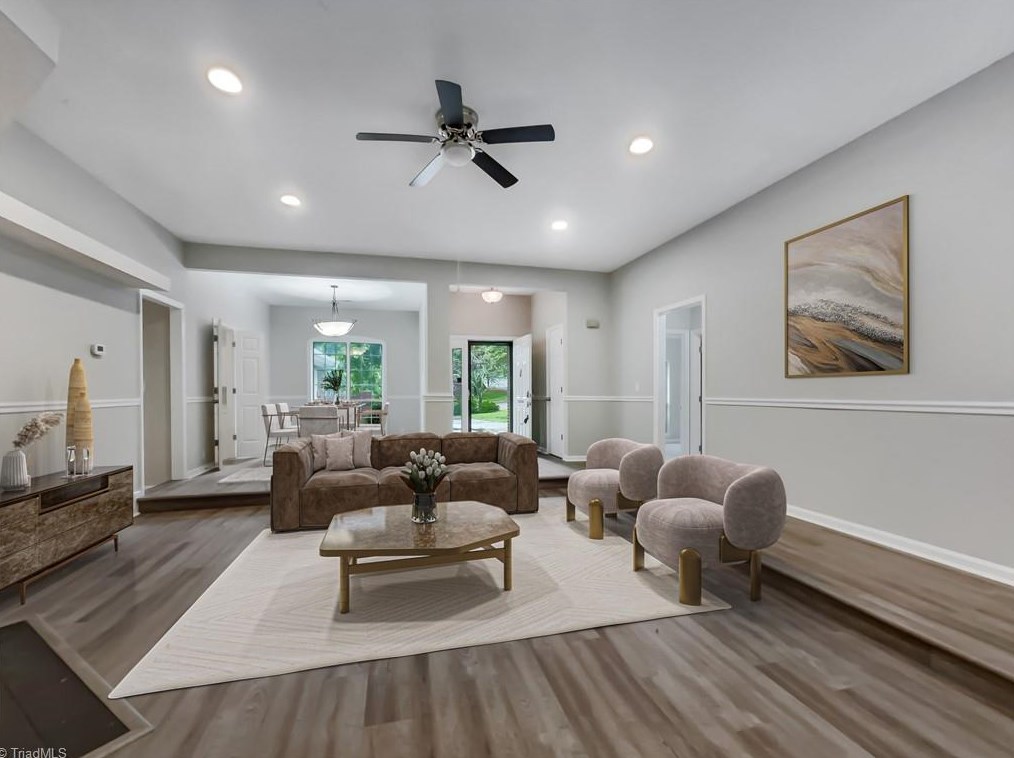 5 Bitter Creek Ln, Greensboro, NC 27407-5416