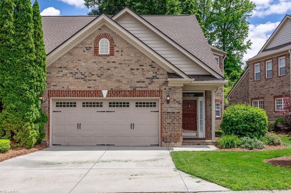 1000 Southlake Ct, Lexington, NC 27295-9829