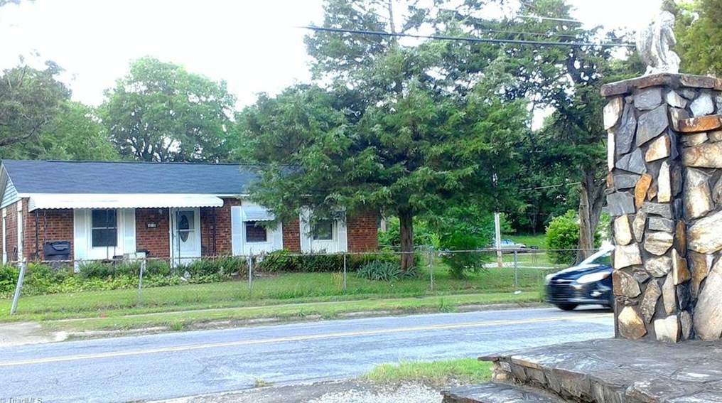 316 Windley St, High Point, NC 27260-5446
