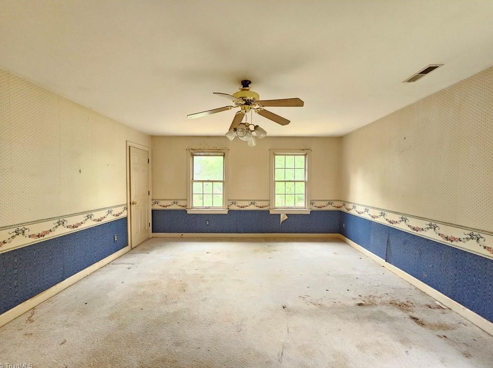 2405 Bambi Ln, Kernersville NC  27284-8091 exterior